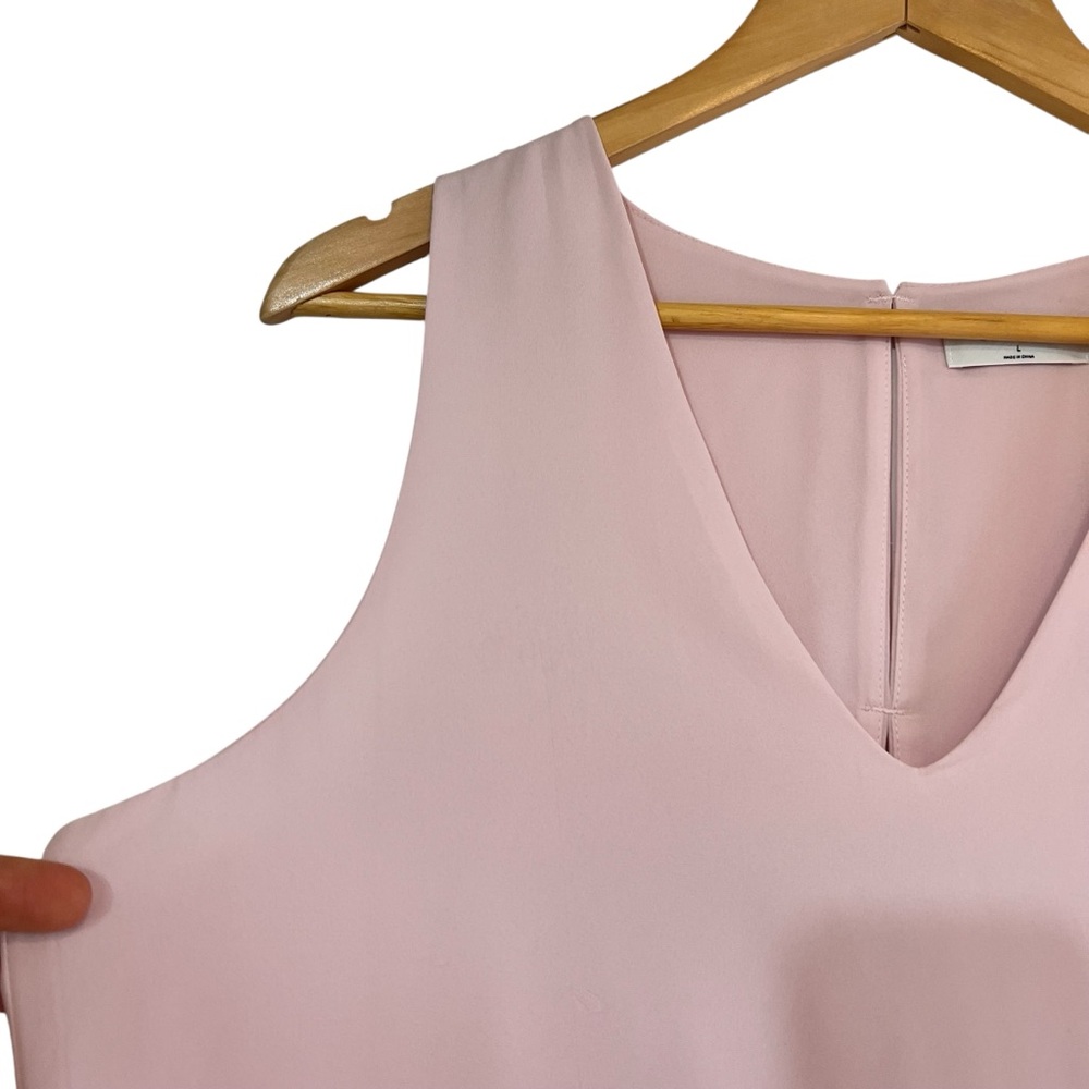 Babaton sleeveless Maddox blouse light pink with cut outs L excellent condition - Picture 5 of 12